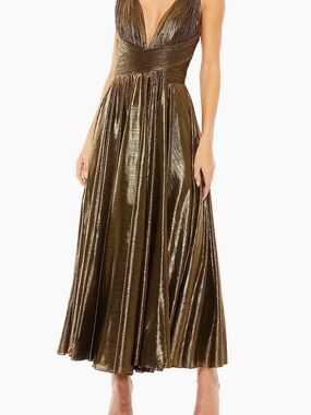 Irene Mac Duggal sleevelesss v-neck pleated midi dress (size small)